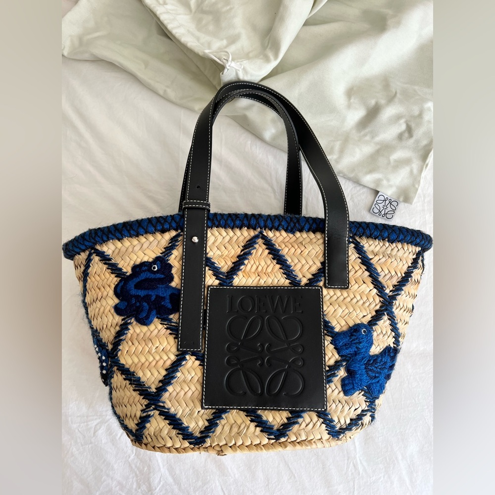 Authentic Loewe Basket Raffia Tote Embroidered Animal Medium Bag Purse NWT